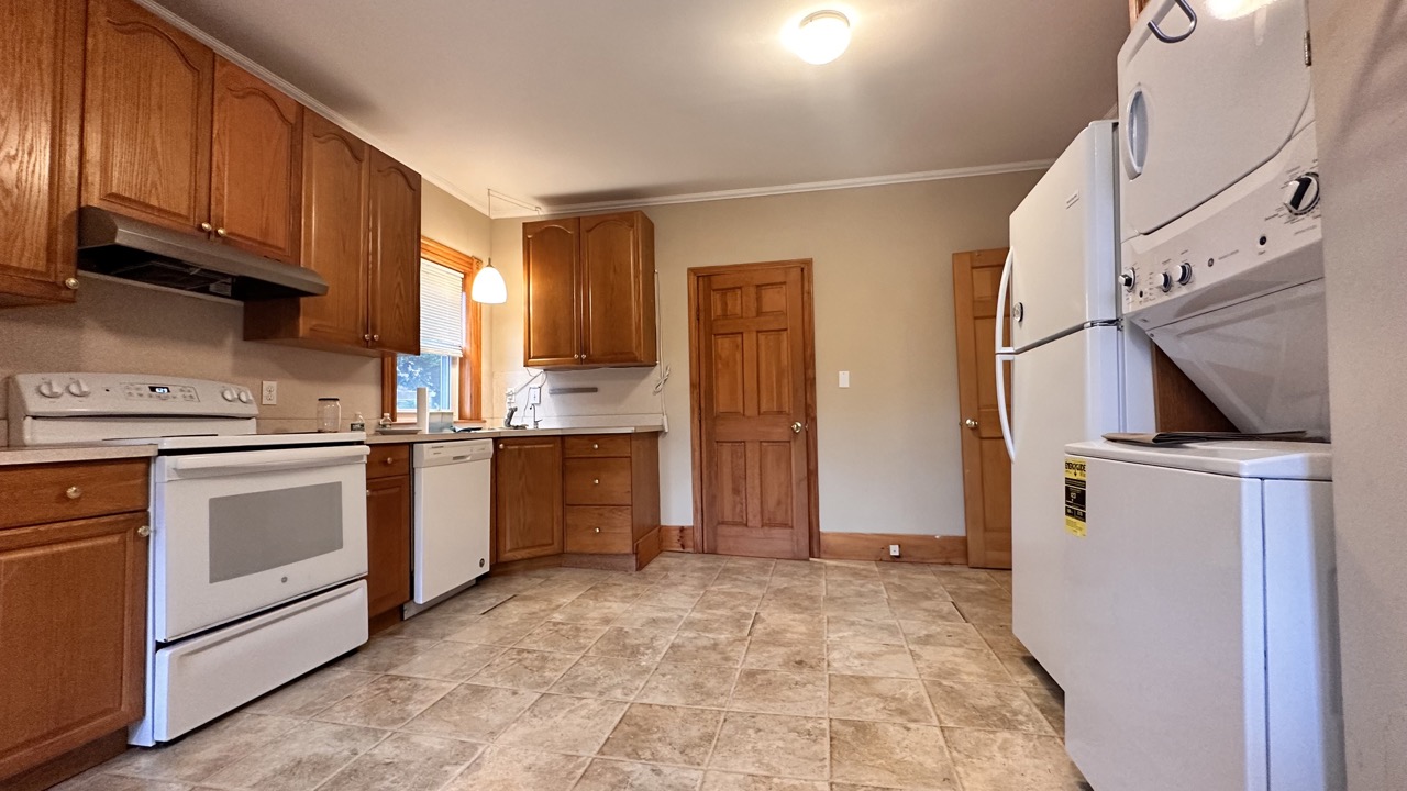 111 Longwood Ave, Longwood