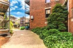 34 Kinross Rd, Brighton