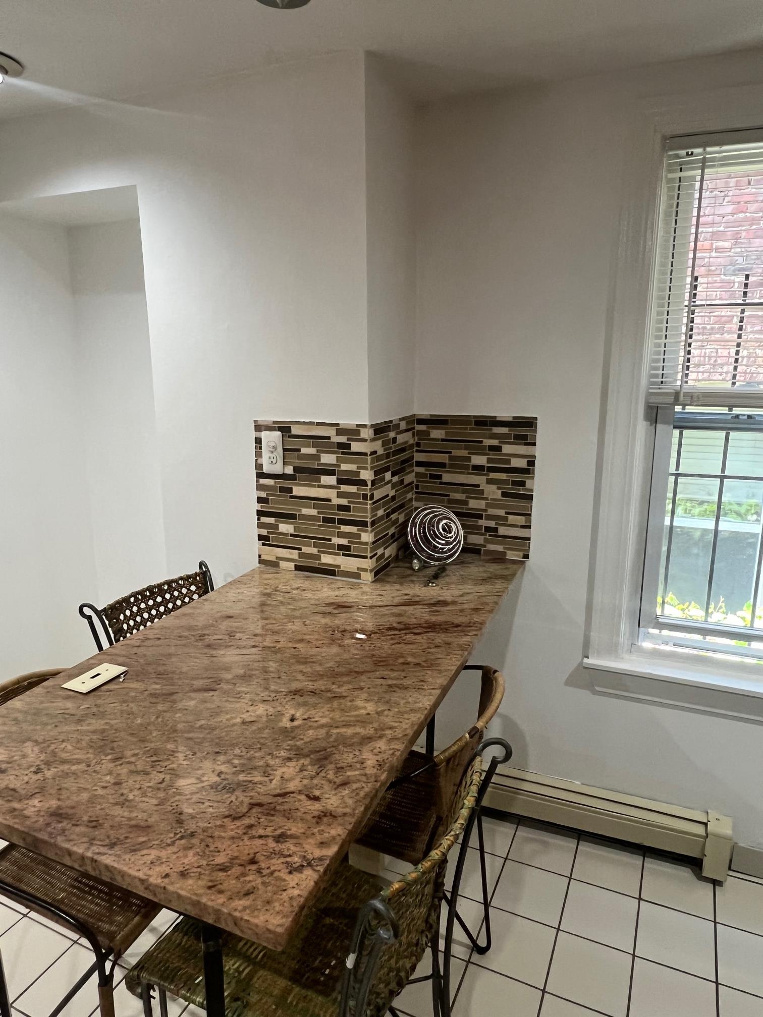 11 Chilcott Pl, Jamaica Plain