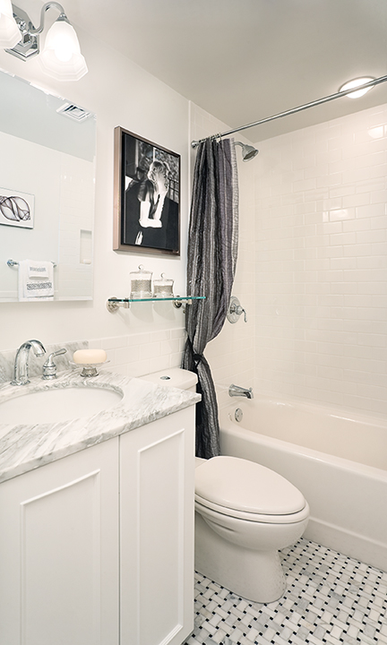 21 Chapel St, Longwood