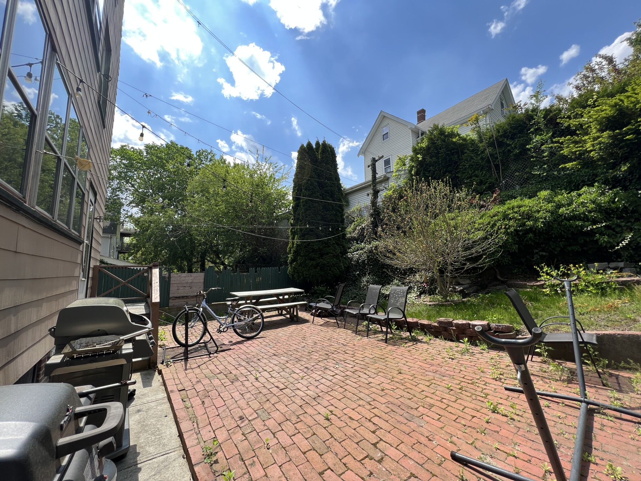 27 Cameron Ave, Davis Square