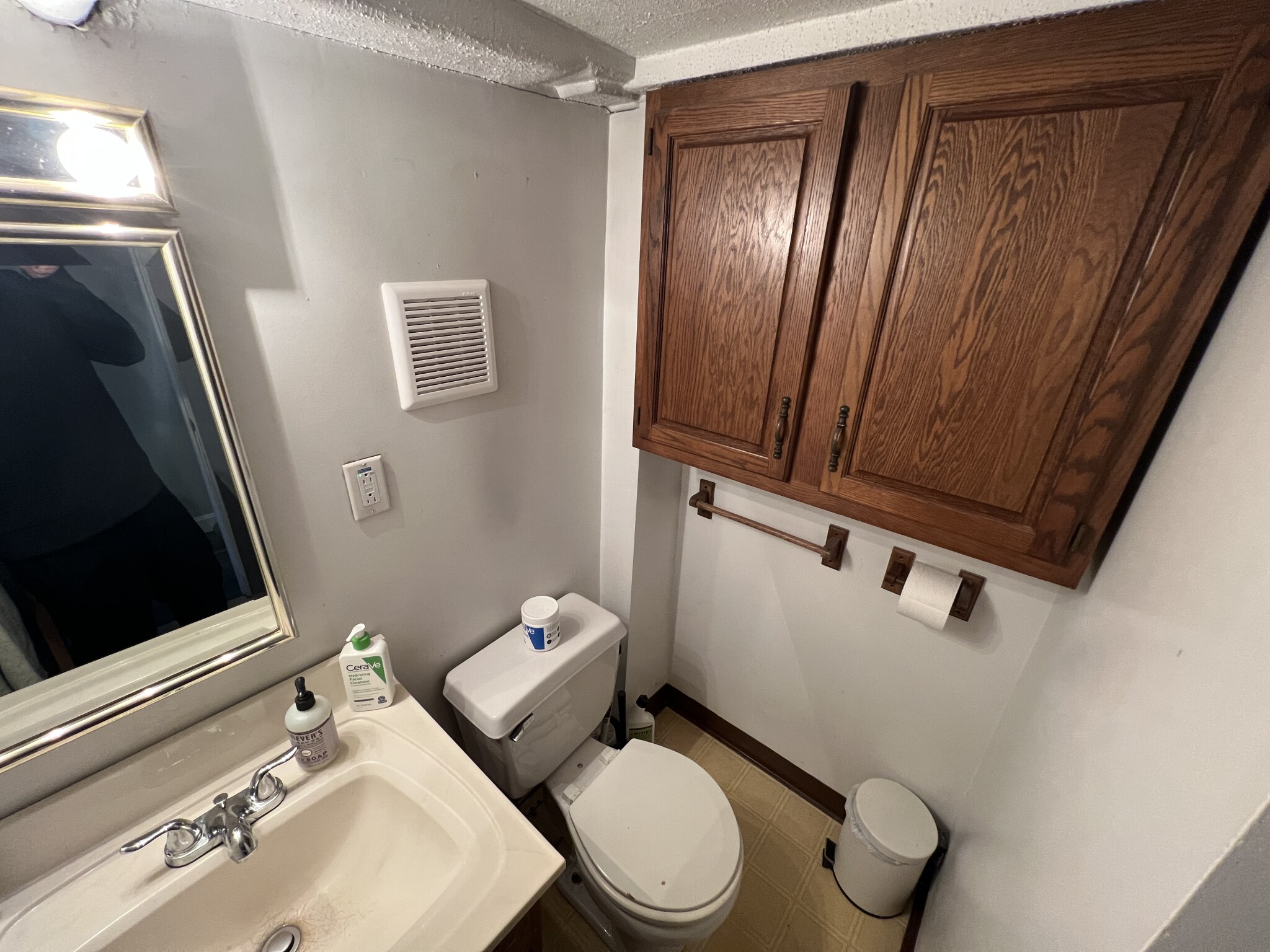 27 Cameron Ave, Davis Square