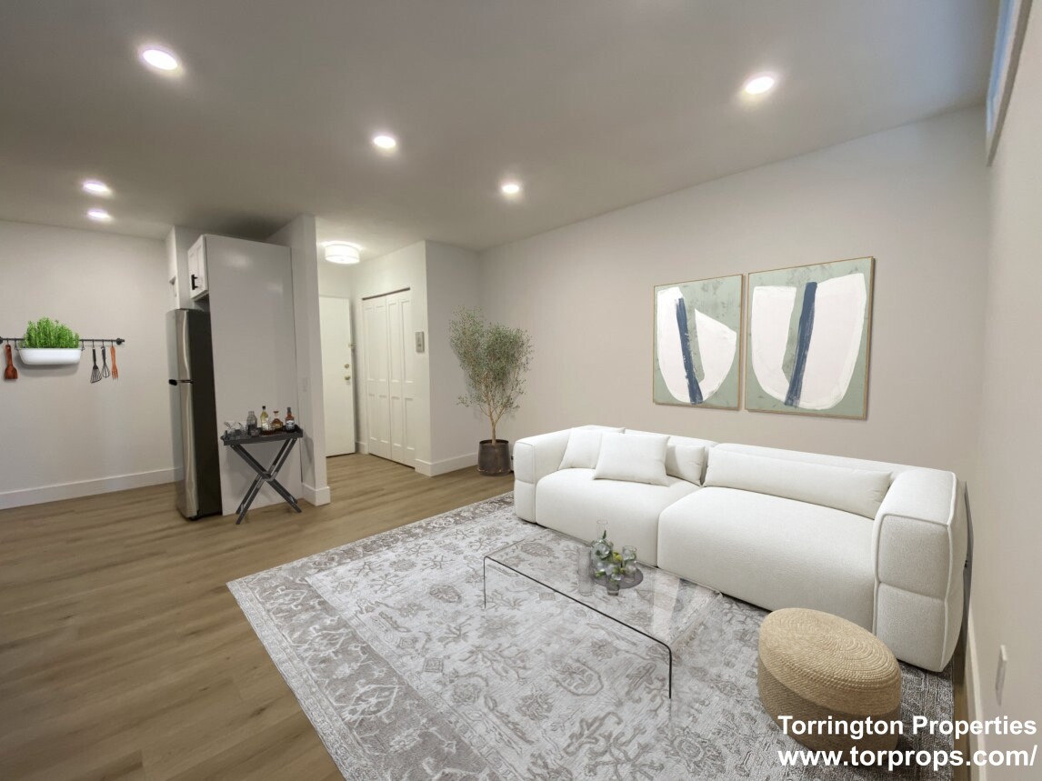 740 7th St, South Boston