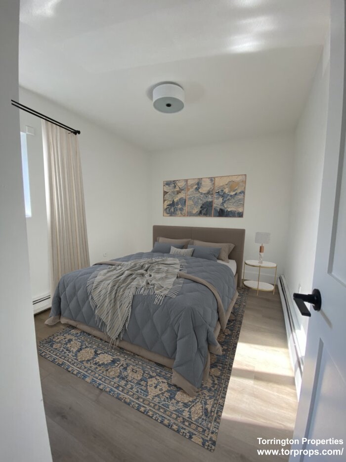 740 7th St, South Boston