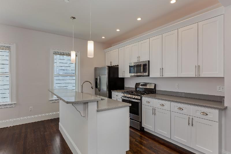 9 Oswald, Mission Hill