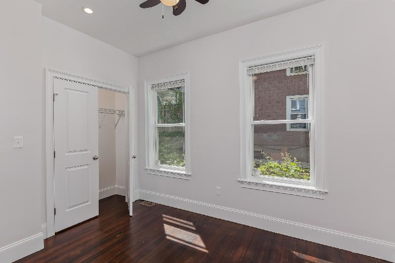 9 Oswald, Mission Hill