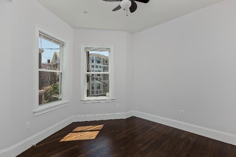 9 Oswald, Mission Hill