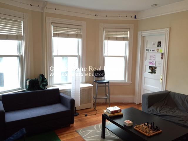 12 Oswald St, Mission Hill