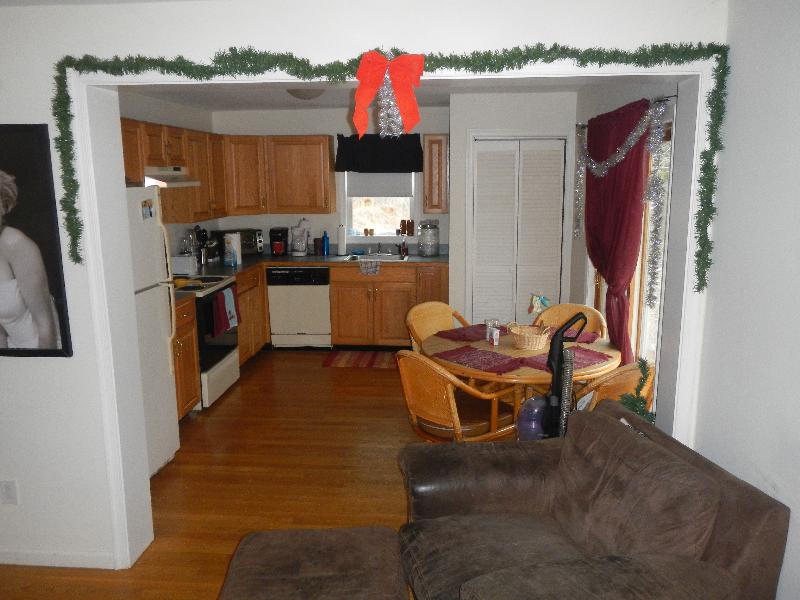 62 Hillside St, Mission Hill