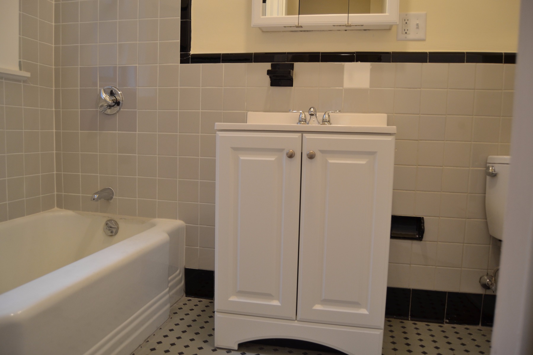 1471 Beacon St, Coolidge Corner