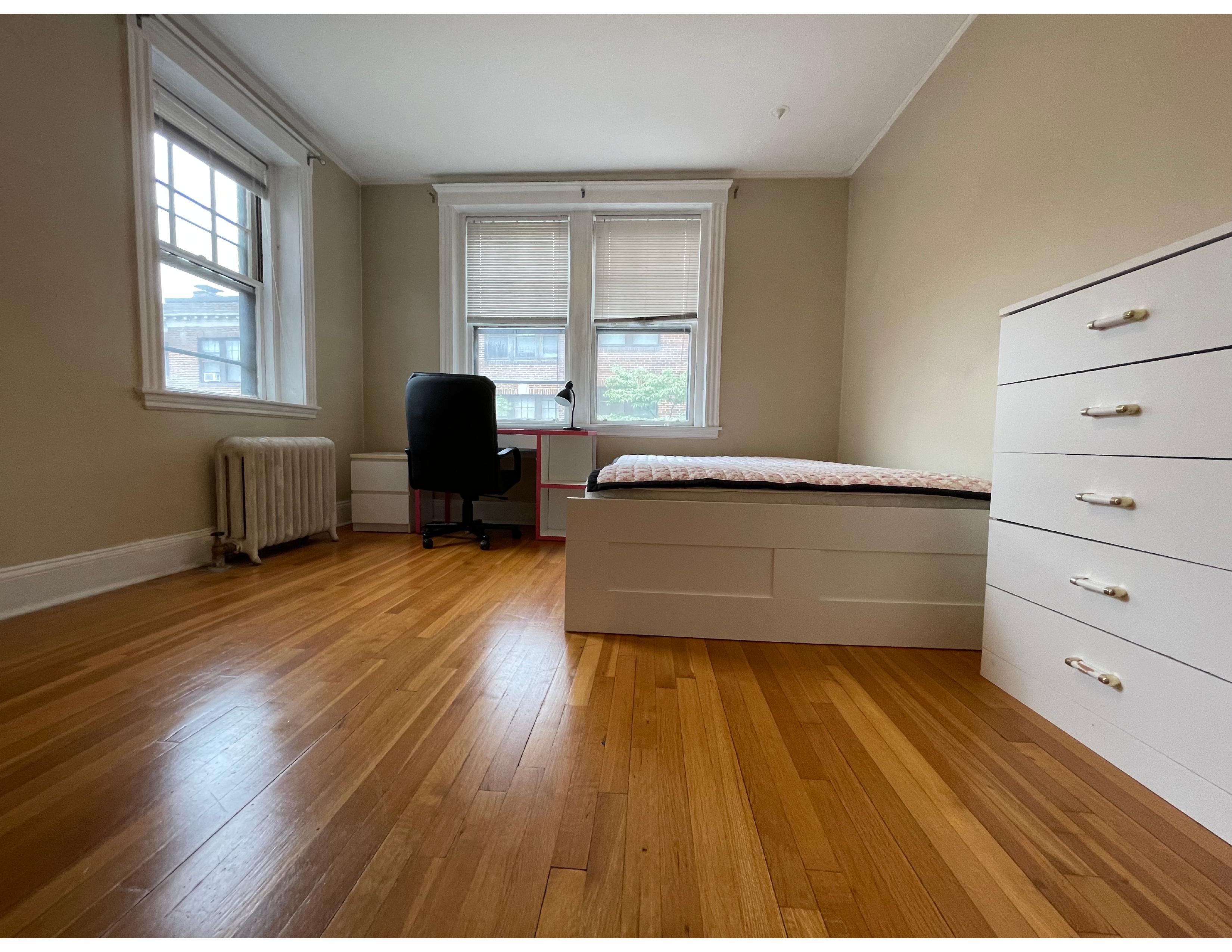 1979 Commonwealth Ave, Brighton