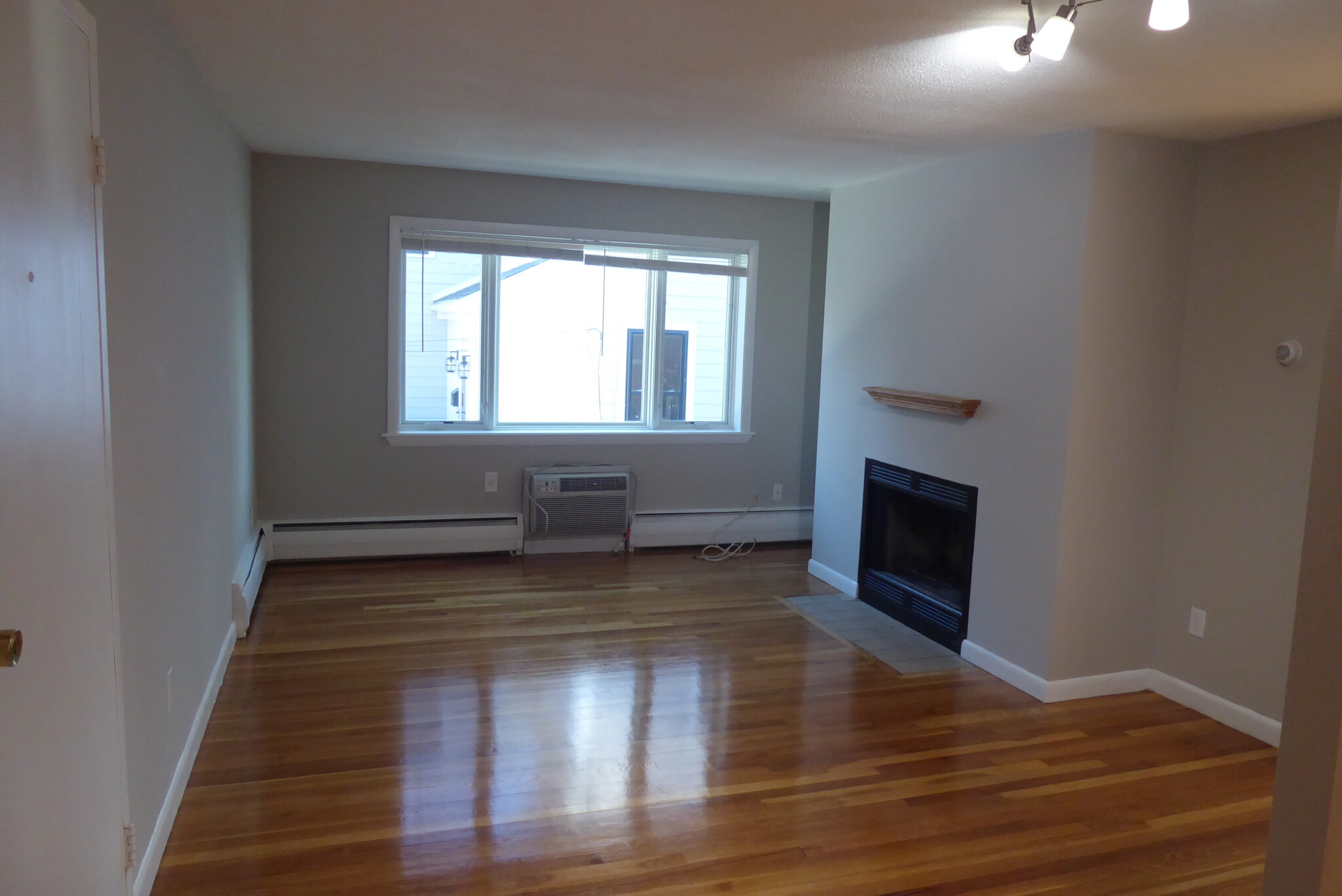 50 Evergreen St, Jamaica Plain