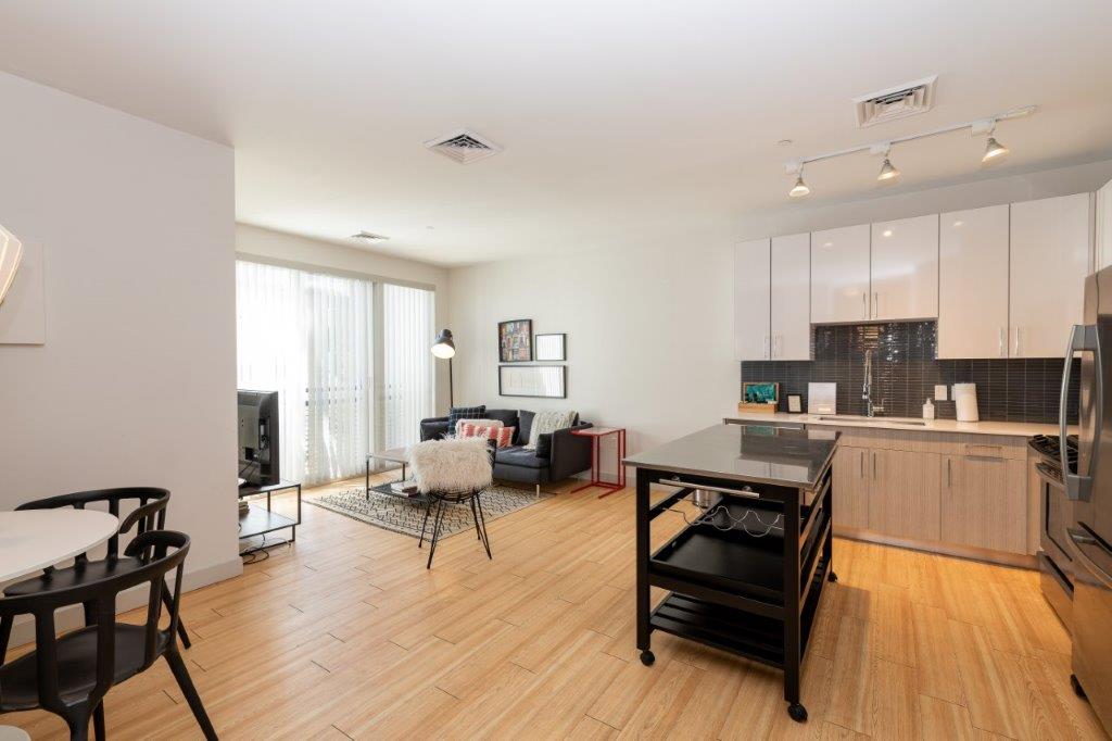 320 D St, South Boston