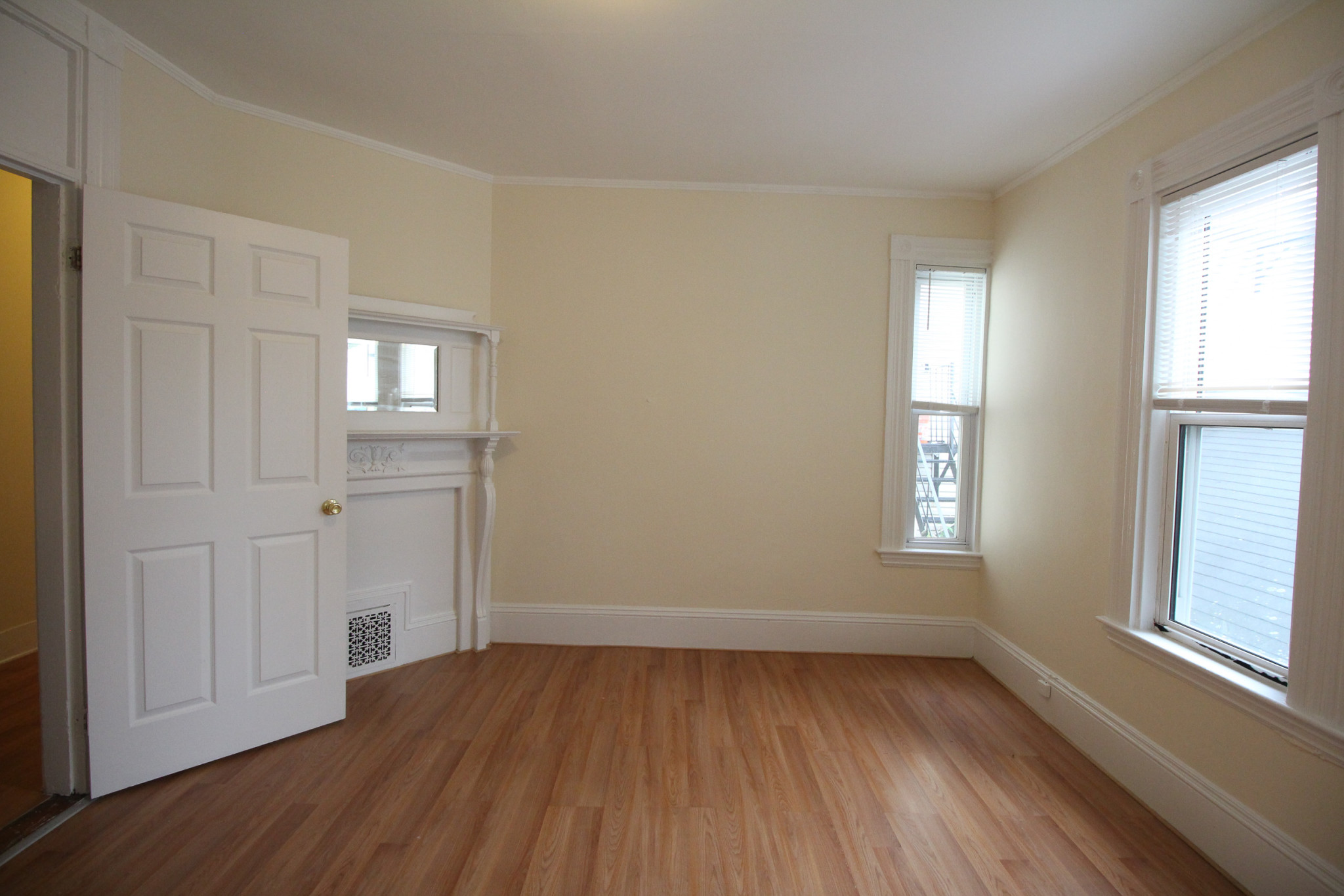 40 Forest St, Roxbury