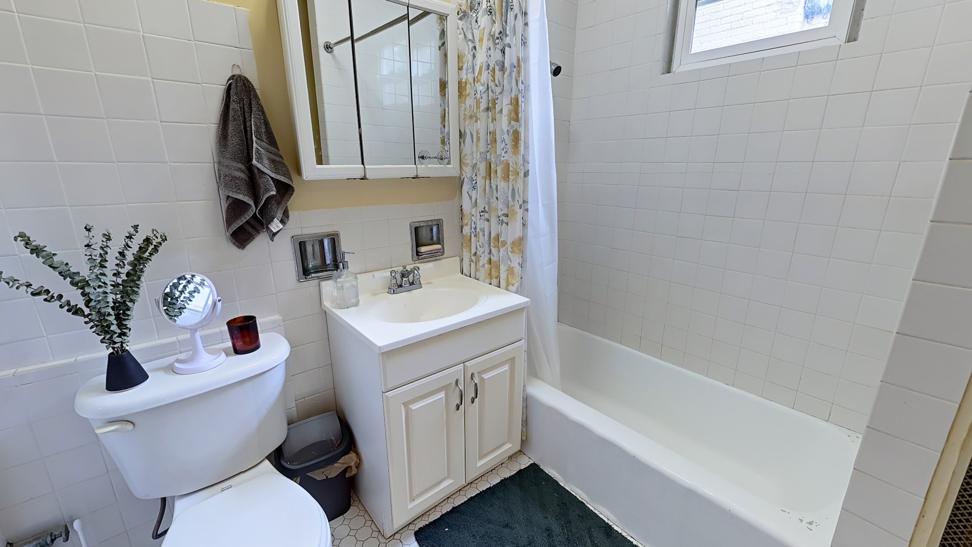 53 Strathmore, Brighton