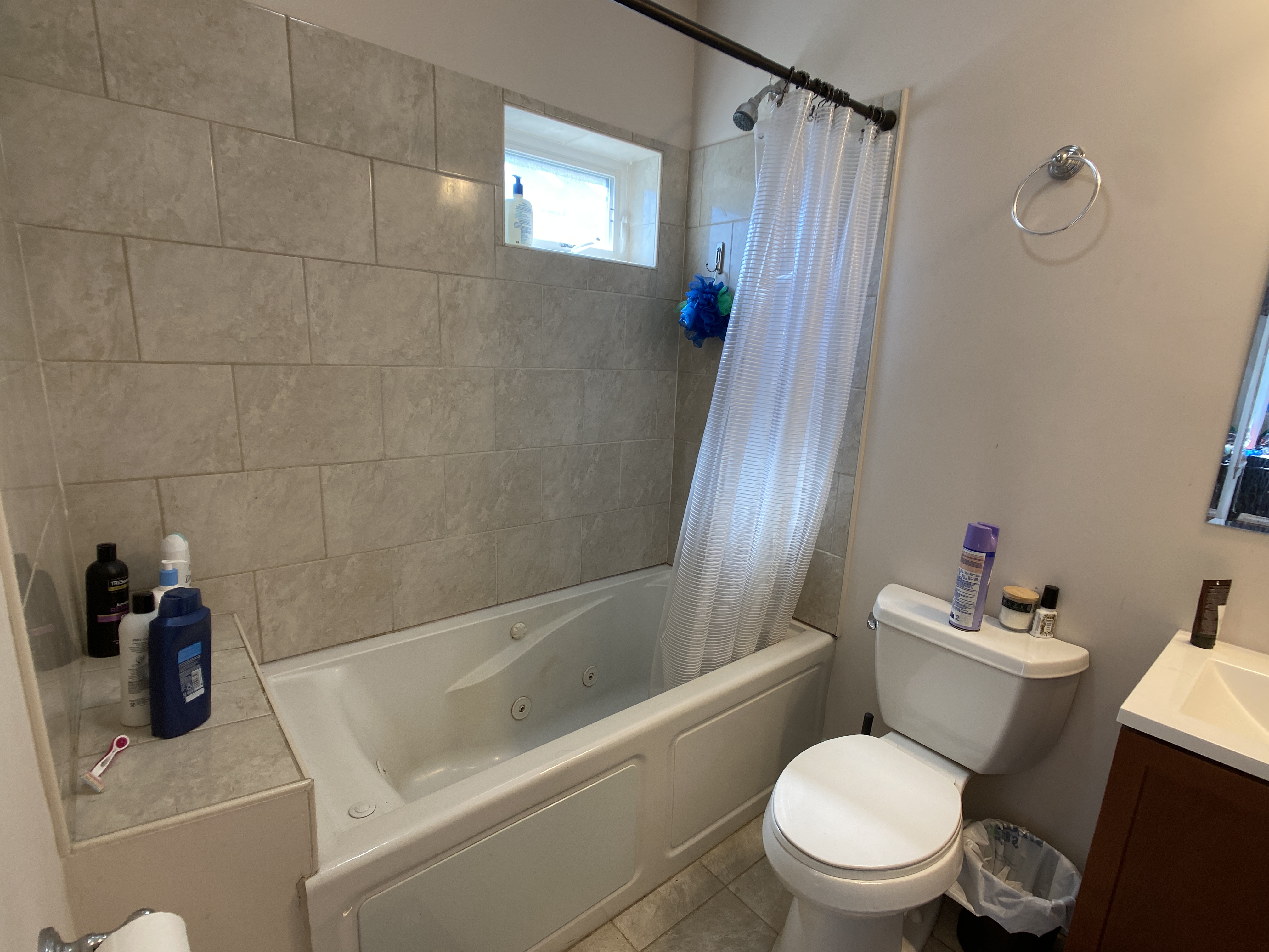 19 Gilman St, Magoun Square