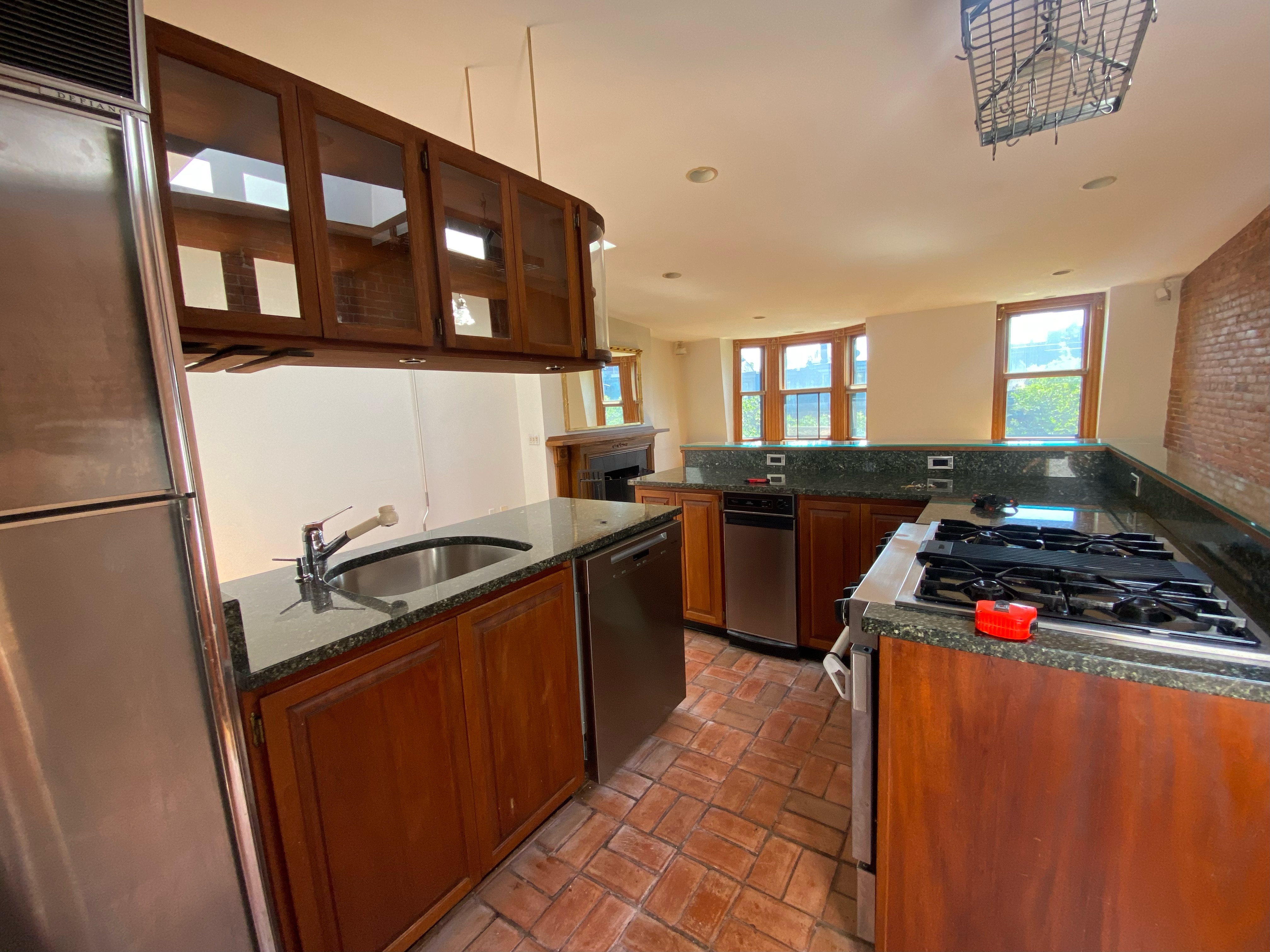 18 Holyoke St, South End