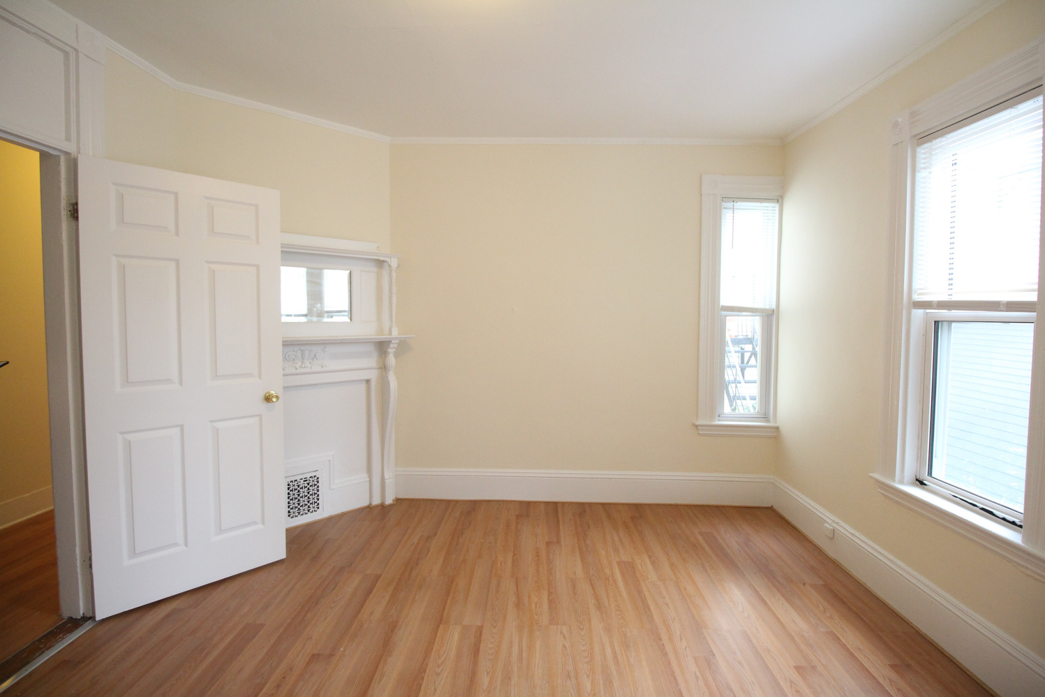 40 Forest St, Roxbury