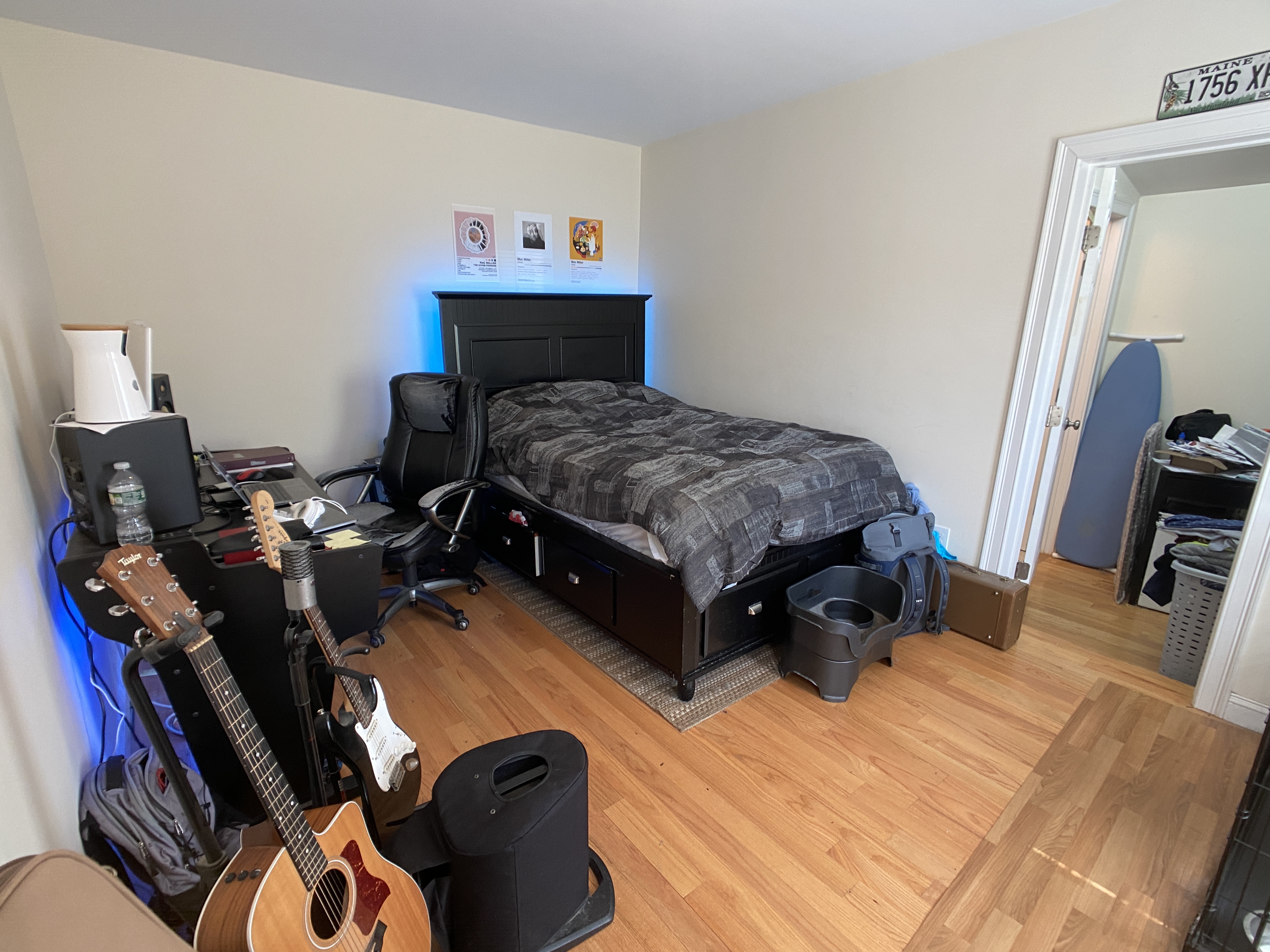 19 Gilman St, Magoun Square