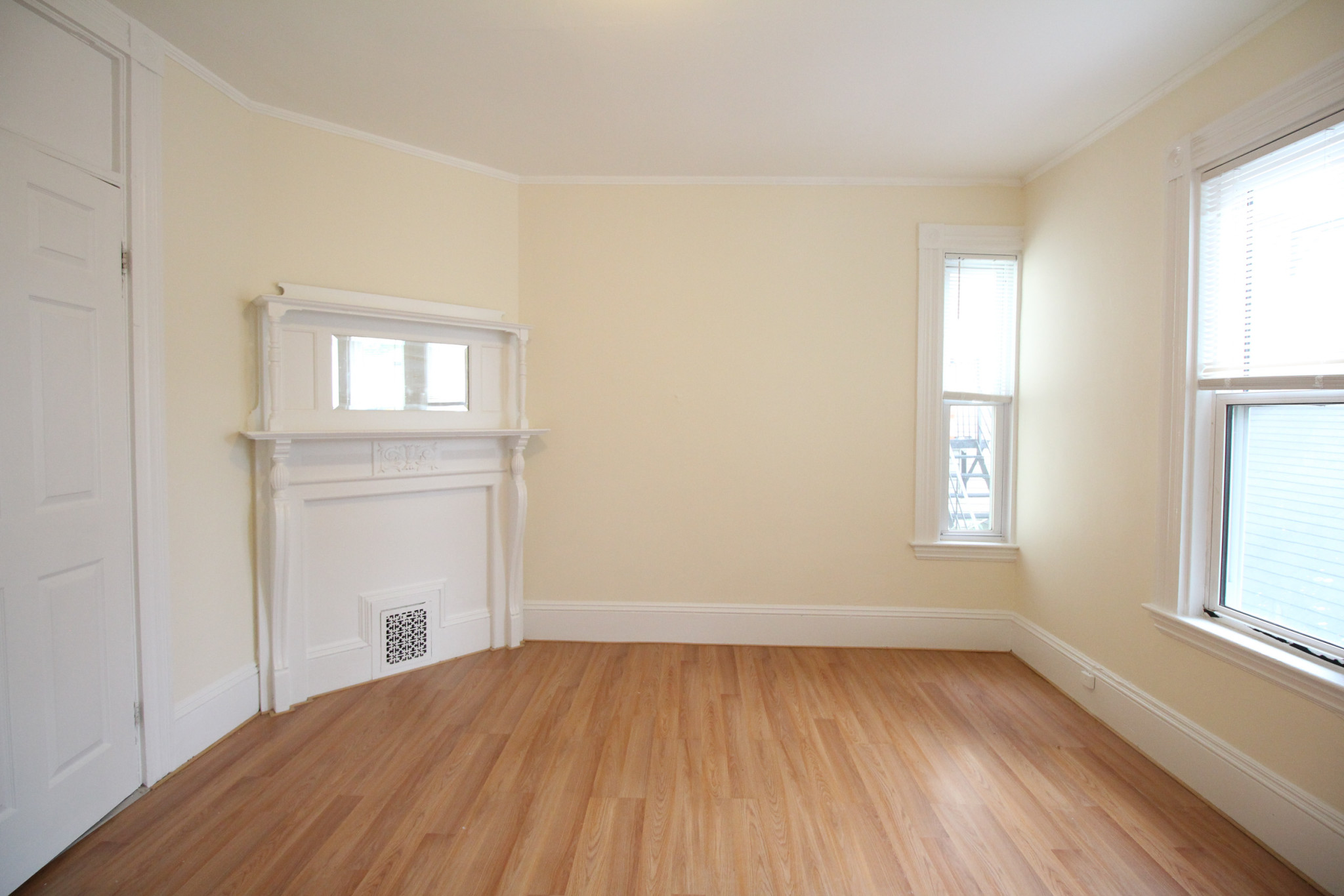 40 Forest St, Roxbury