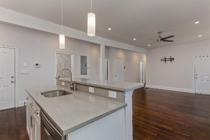 9 Oswald, Mission Hill