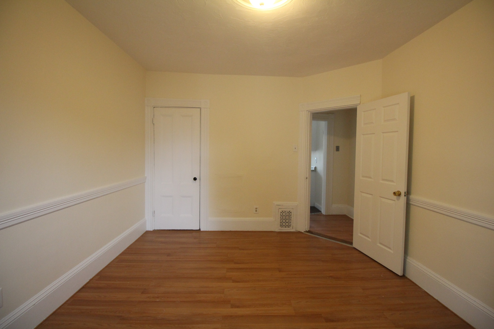 40 Forest St, Roxbury