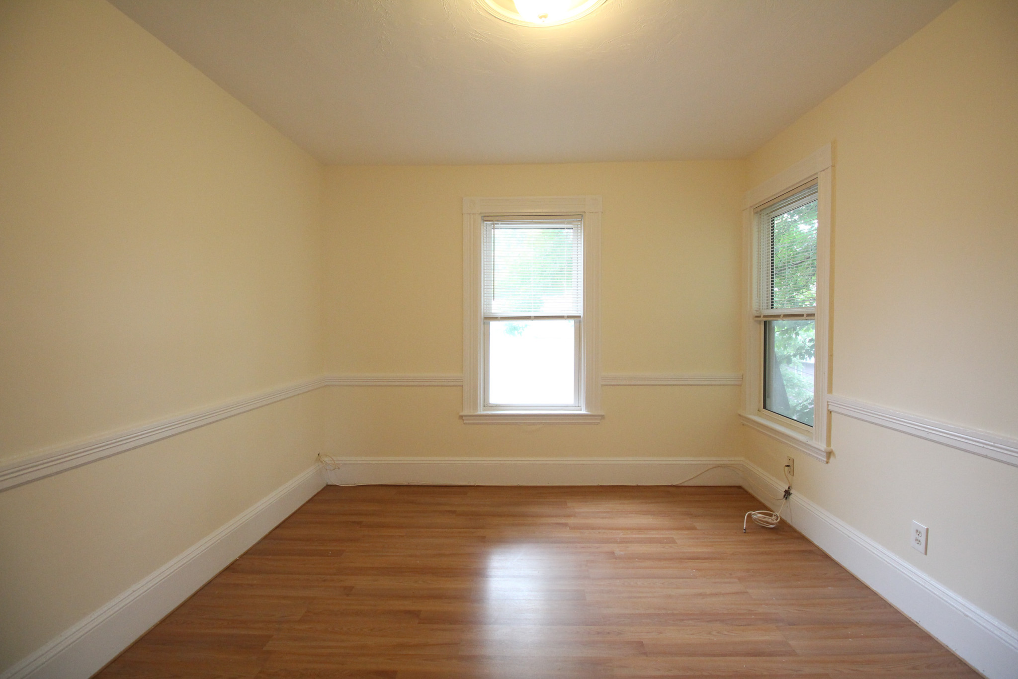 40 Forest St, Roxbury