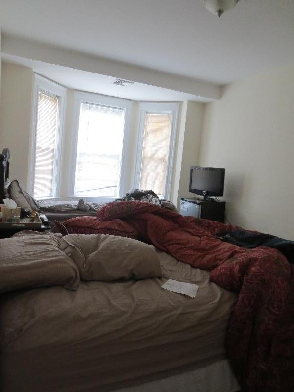 37 Hillside St, Mission Hill