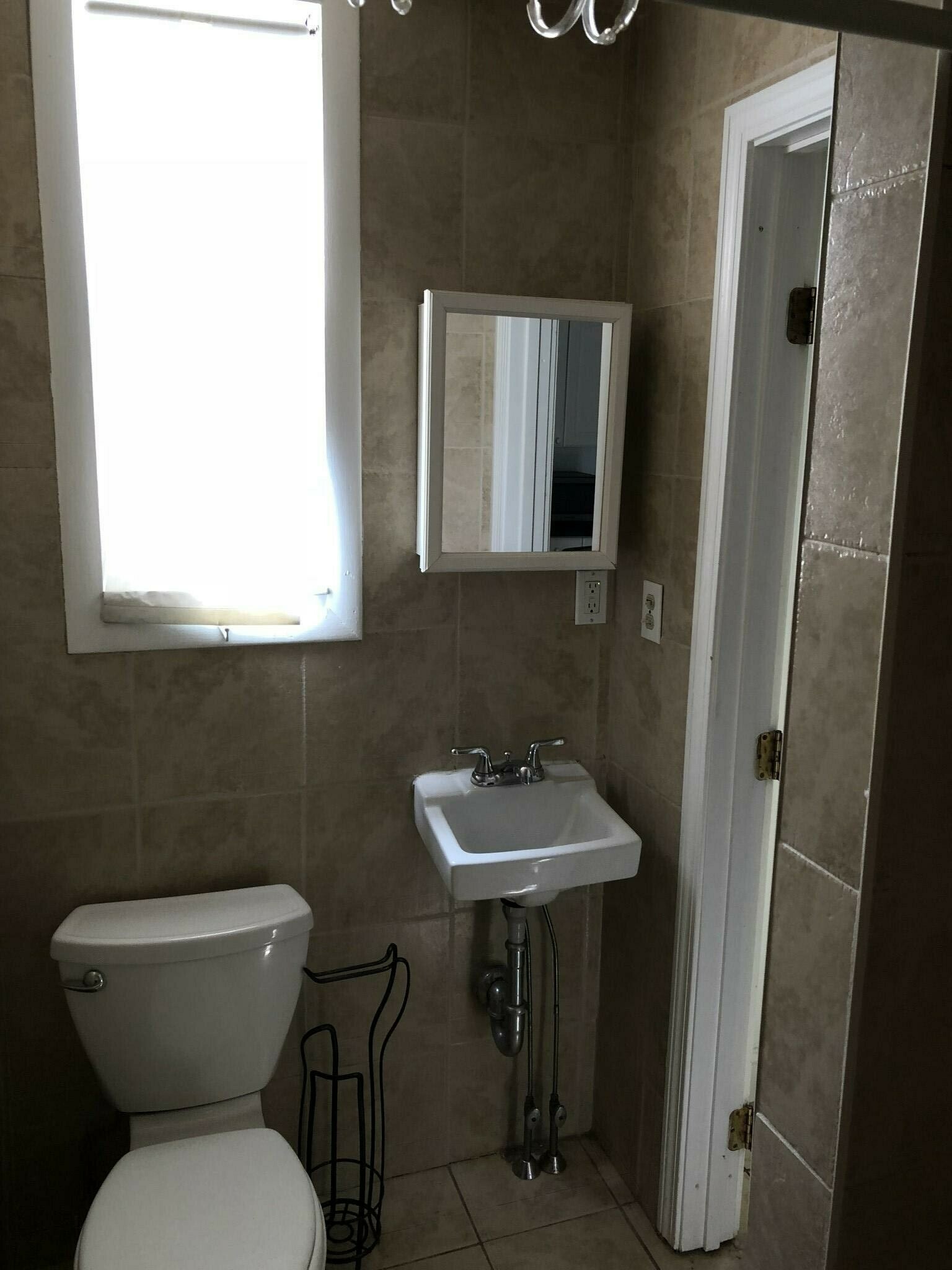 14 Pratt St, Allston