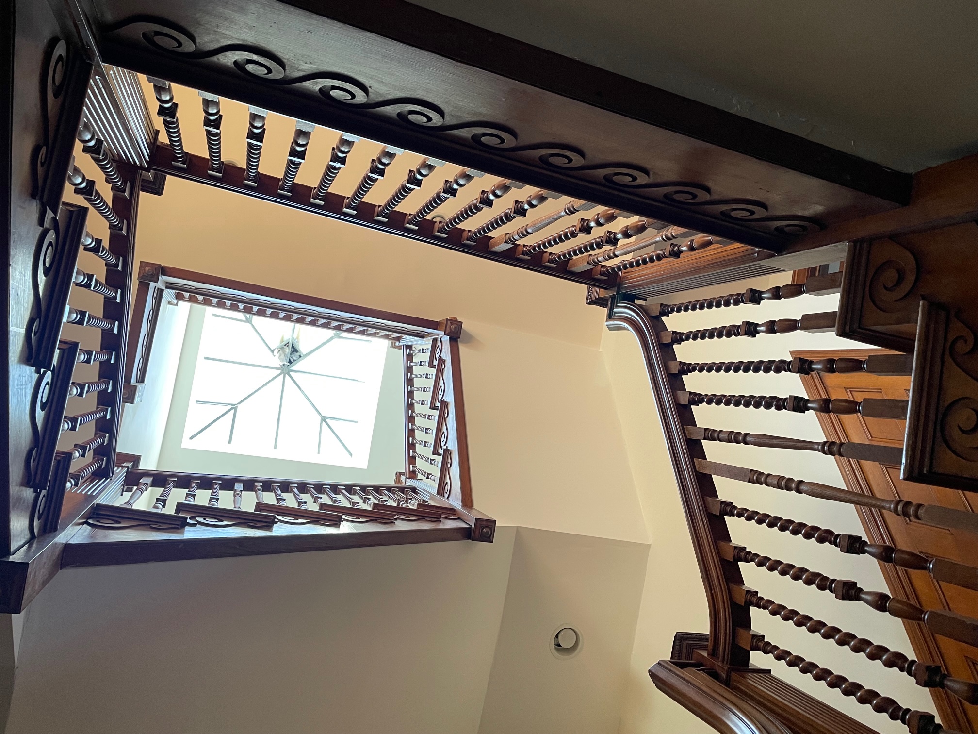 1729 Beacon St, Chestnut Hill