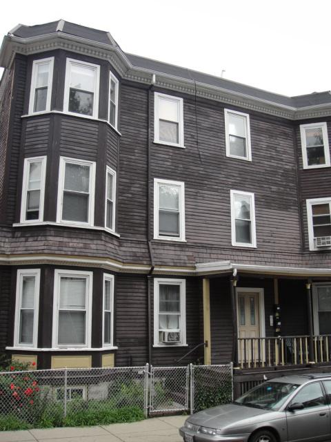 37 Hillside St, Mission Hill