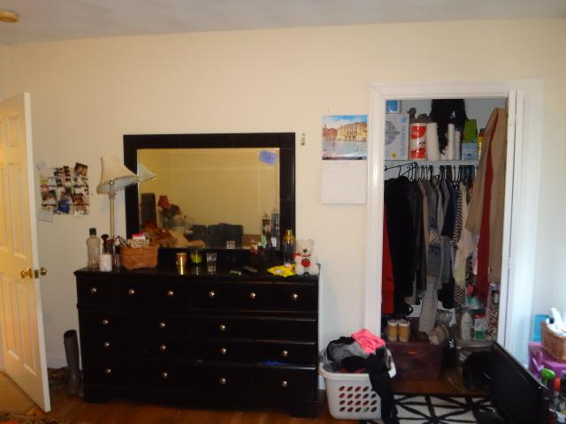 128 Hillside St, Mission Hill