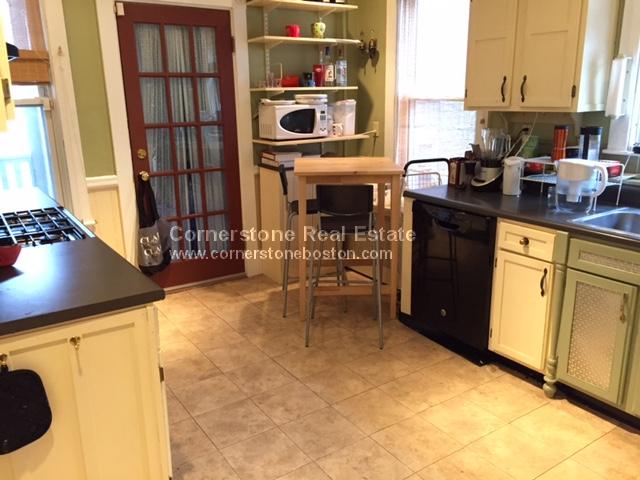 12 Oswald St, Mission Hill