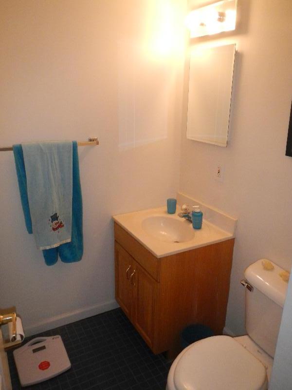 62 Hillside St, Mission Hill