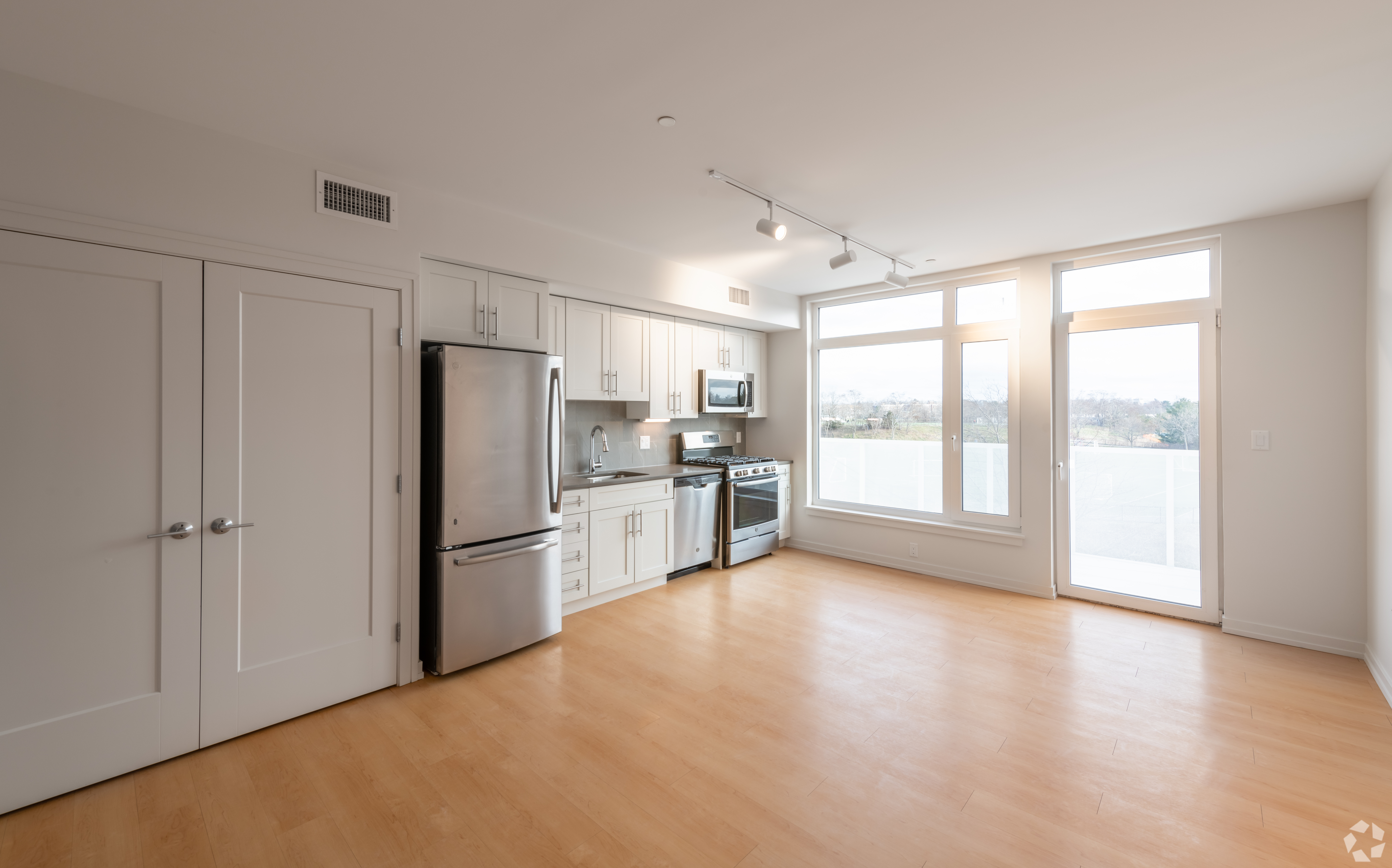 77 Stnew, West Cambridge