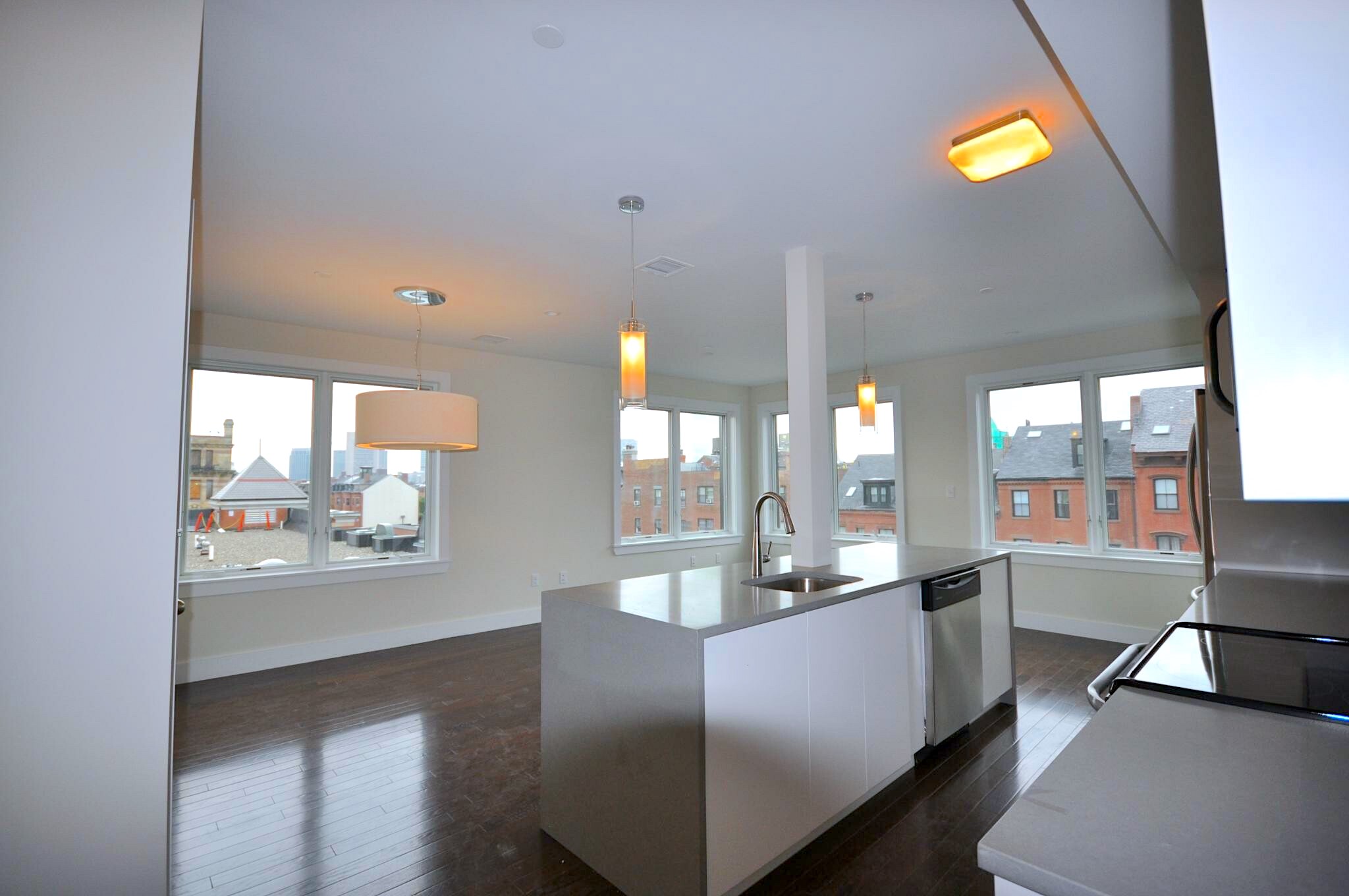 659 Mass Ave, South End