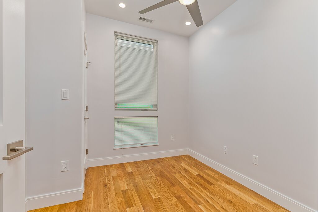 7 Alleghany St, Mission Hill