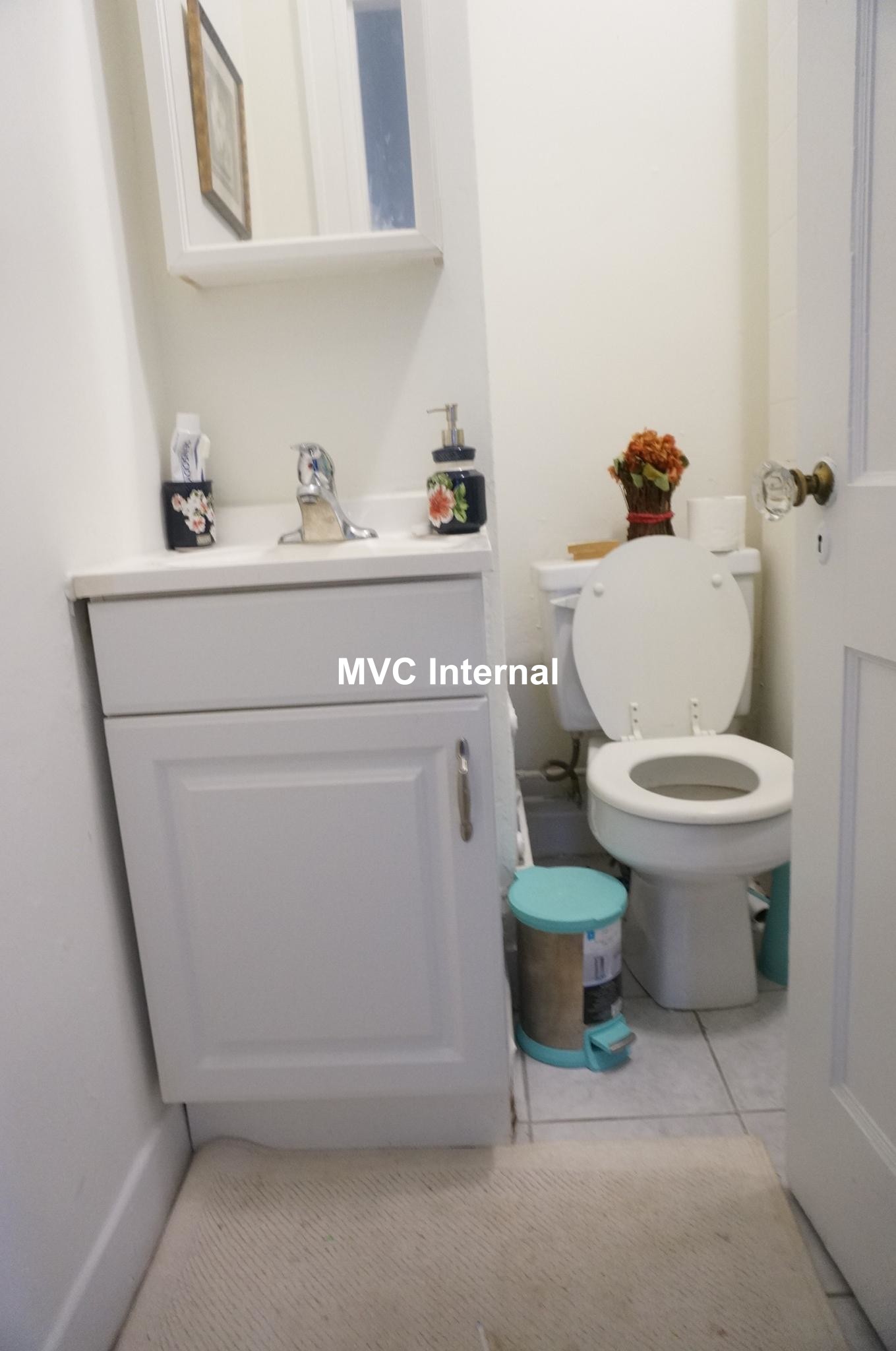 230 Walnut St, Newtonville