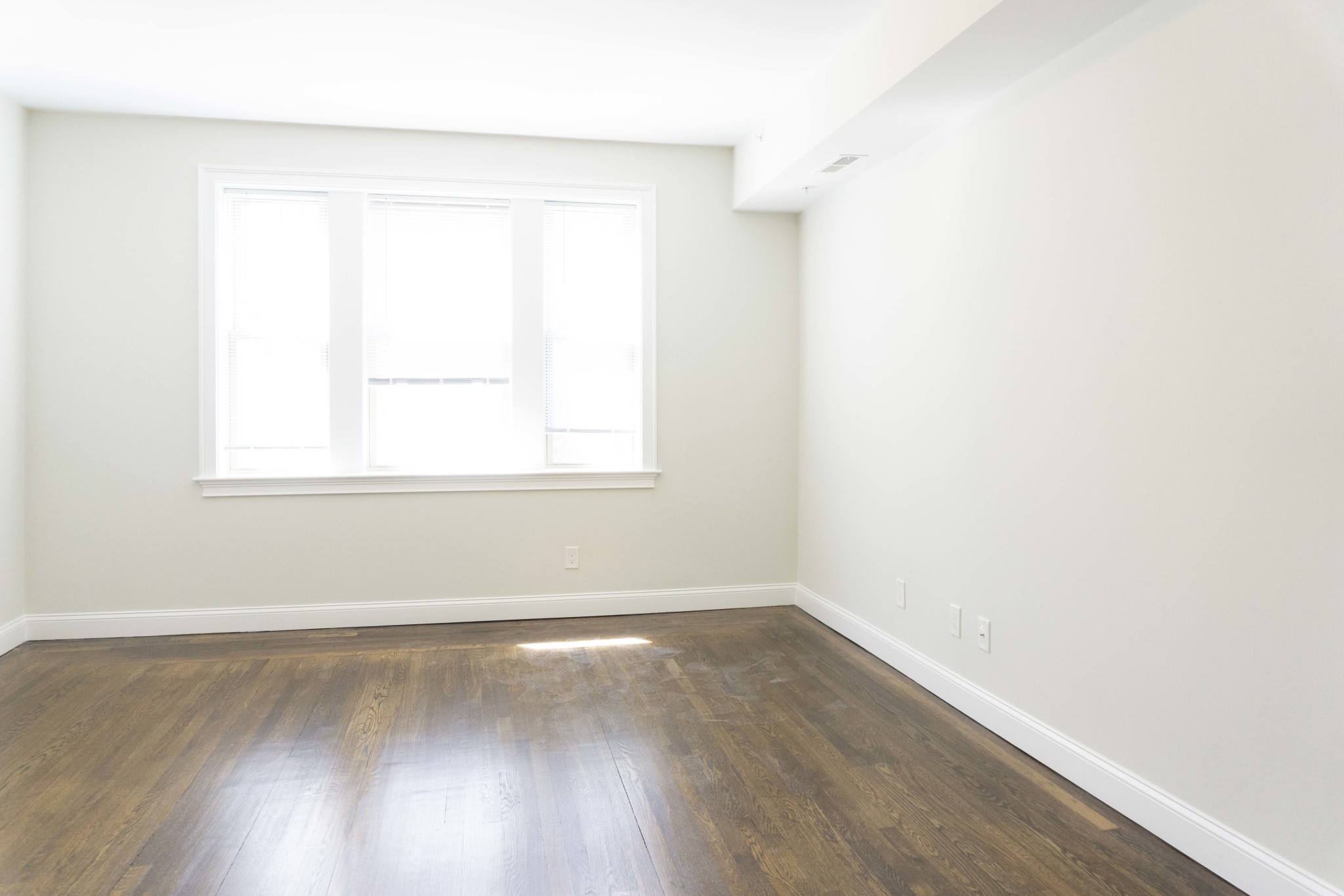 2017 Commonwealth Ave, Brighton