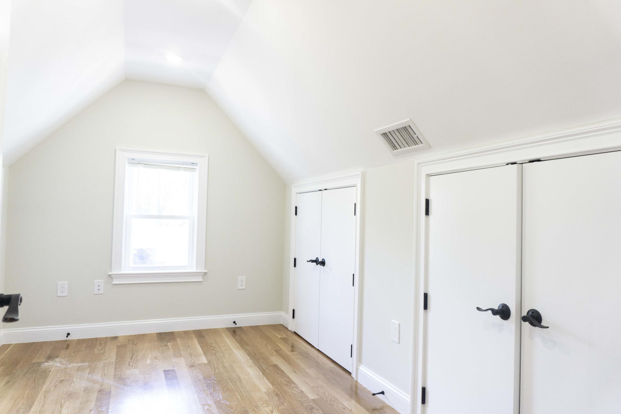 63 Gordon St, Allston