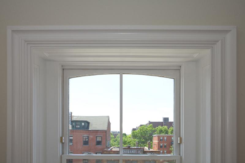 658 Massachusetts Ave, South End