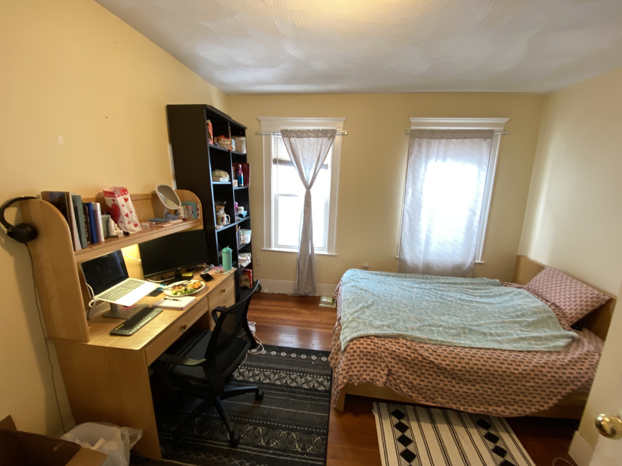 37 Cameron Ave, Davis Square