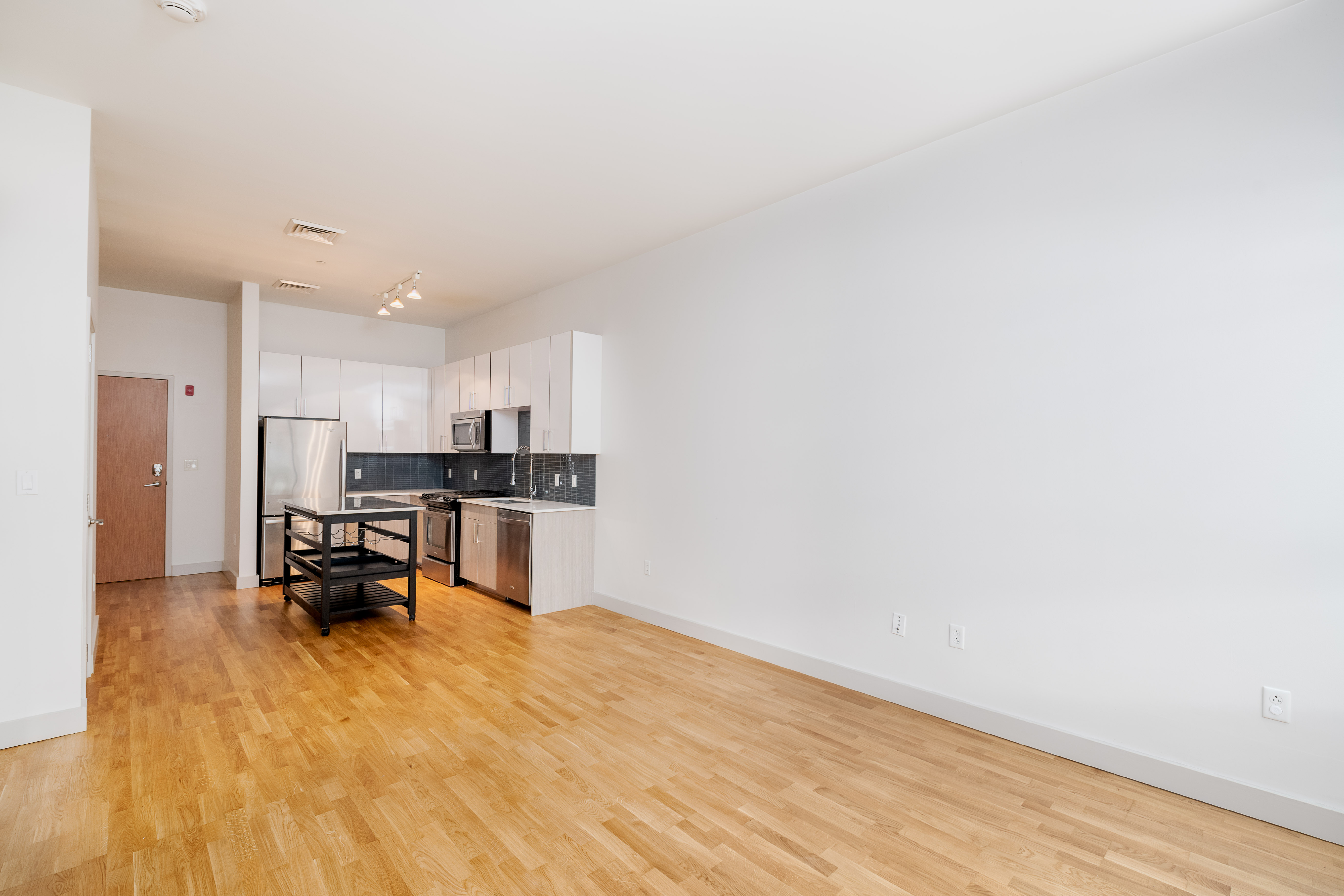 320 D St, South Boston