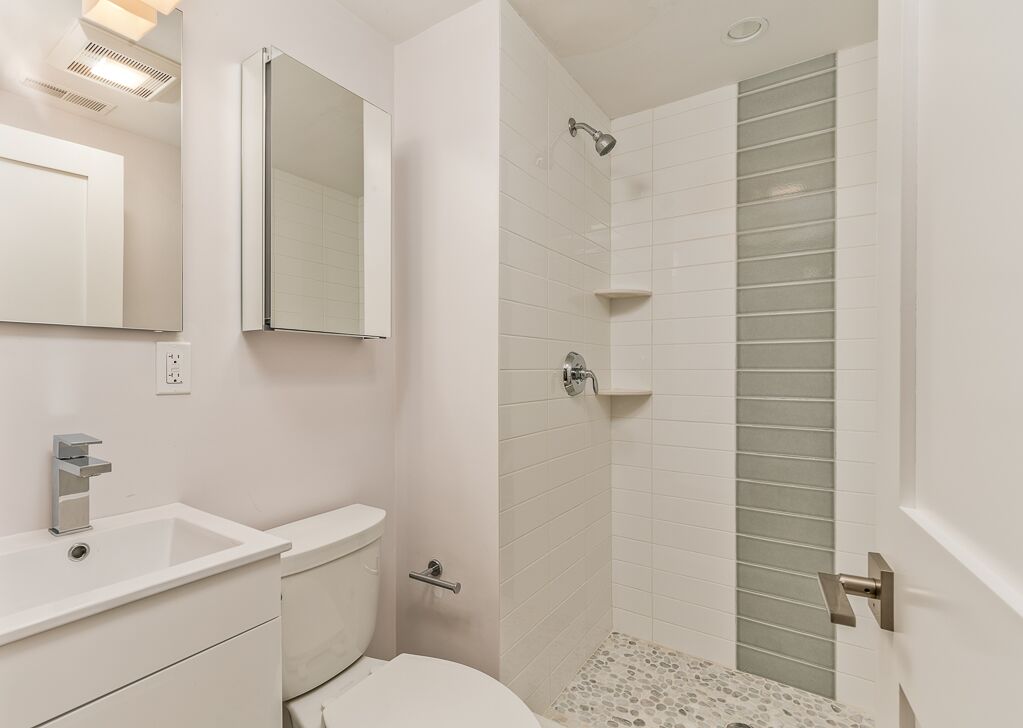 7 Alleghany St, Mission Hill