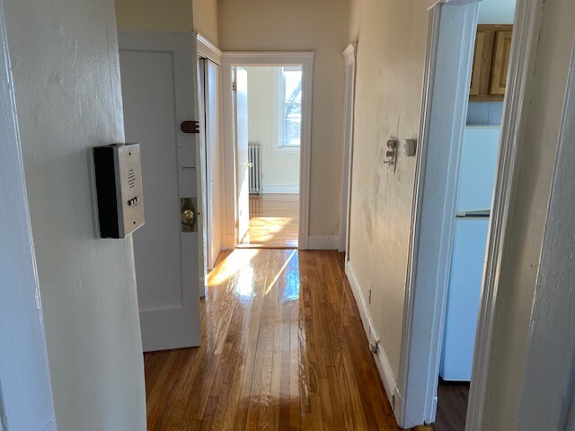 1823 Commonwealth Ave, Brighton