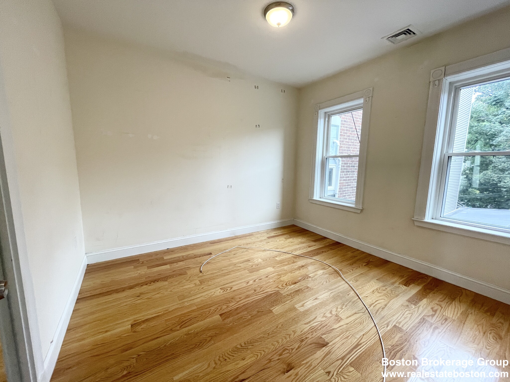 98 L St, South Boston