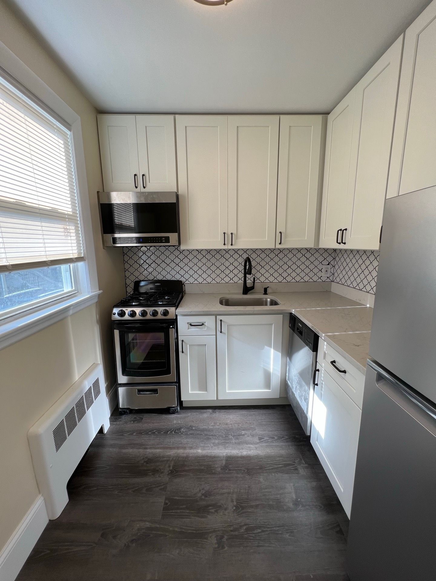 87 Winthrop Shore Dr, Winthrop