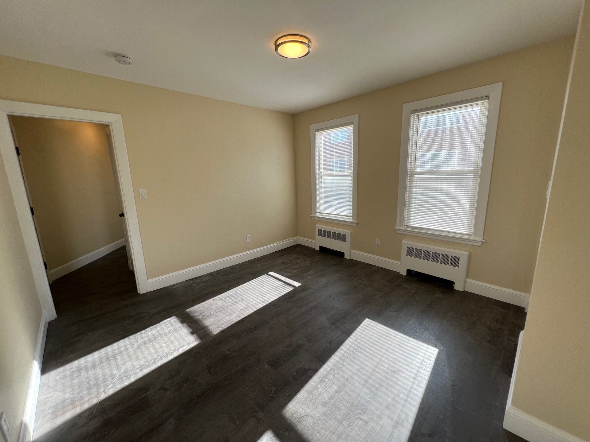 87 Winthrop Shore Dr, Winthrop