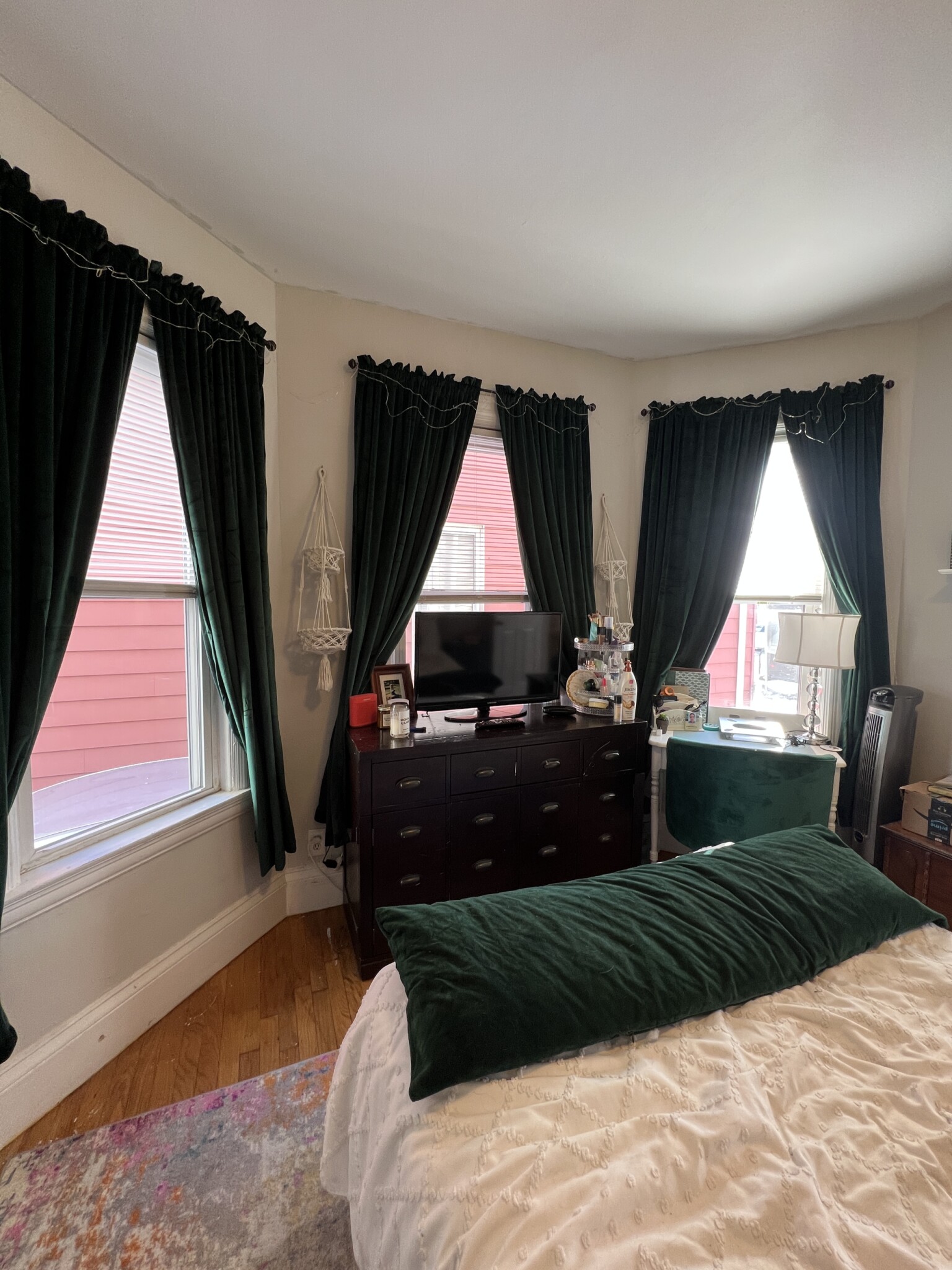 381 Highland Ave, Davis Square