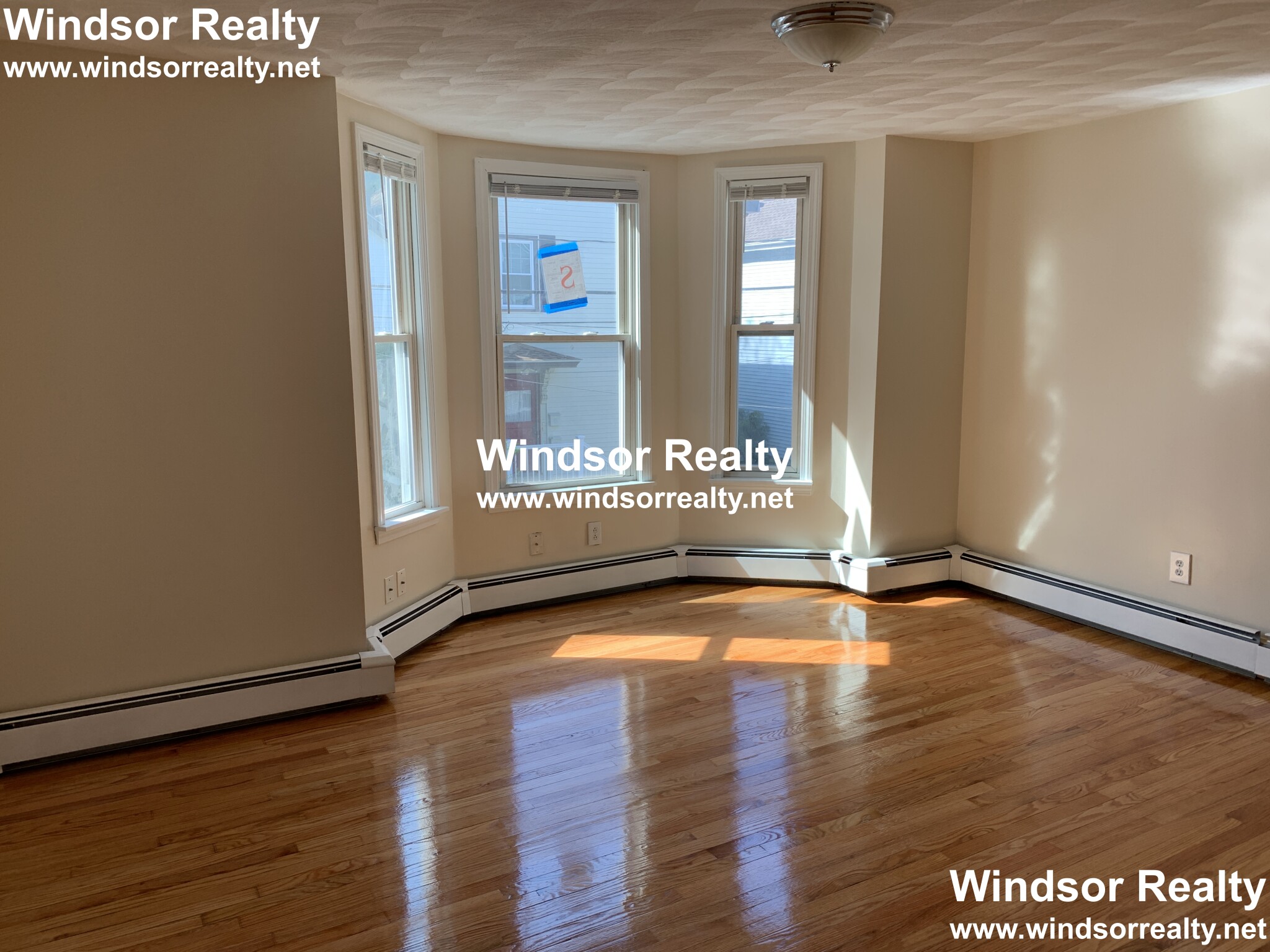 9 Skehan St, Spring Hill